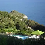 호텔 Oroverde 3*