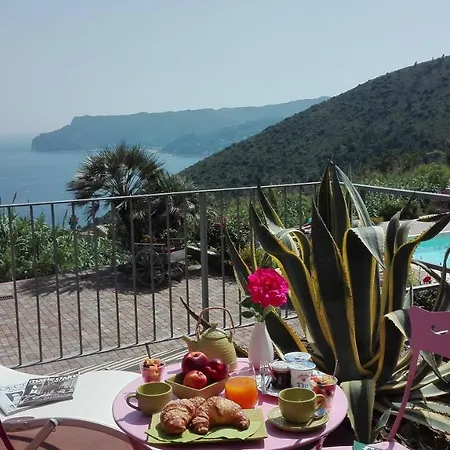 Oroverde Hotell 3*